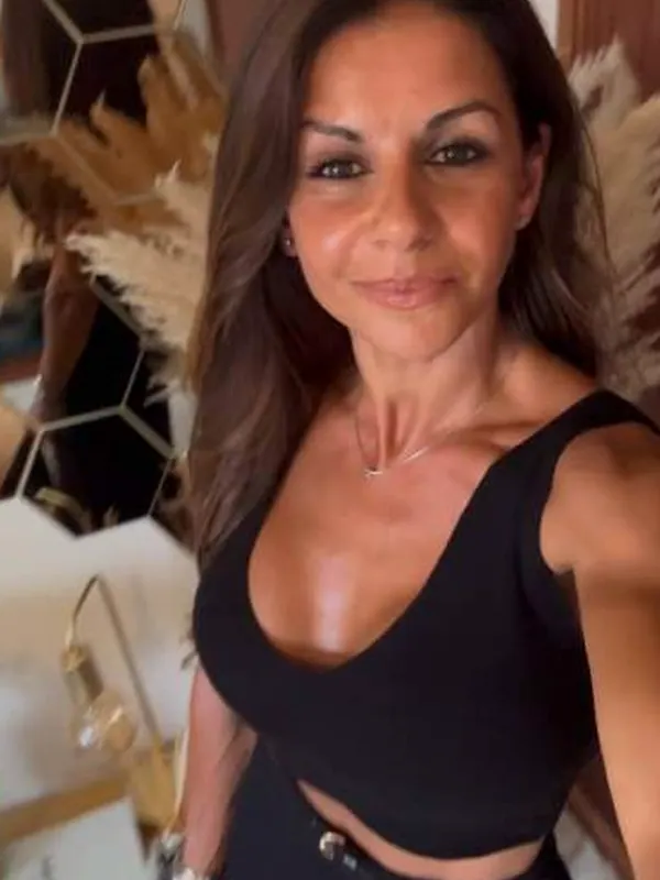 Laurence, 46 ans, rencontre sexy à Avignon