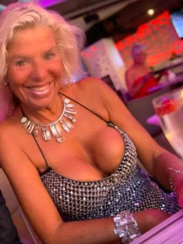 Annick, 51 ans, rencontre sexy à Brest