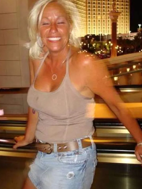 Barbara, 47 ans, rencontre sexy à Dijon