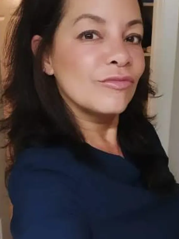Évelyne, 51 ans, rencontre sexy à Dijon