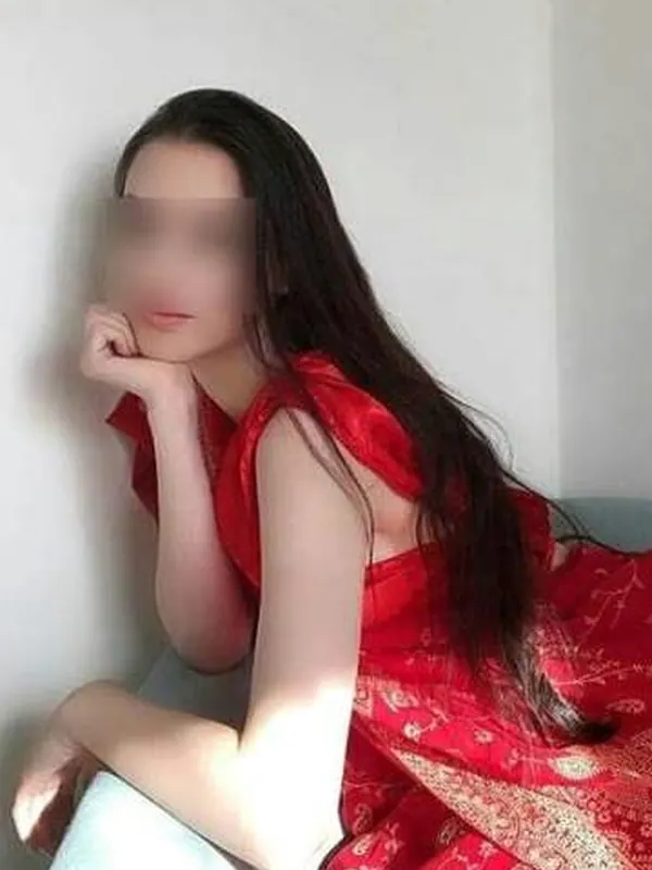 Élisa, 26 ans, rencontre sexy à Limoges
