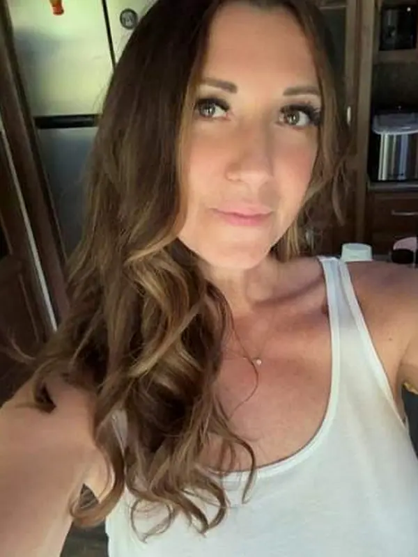 Sophia, 30 ans, rencontre sexy à Nîmes