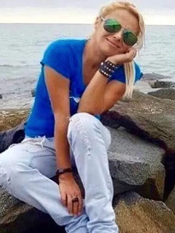 Roxane, 33 ans, rencontre sexy à Paris