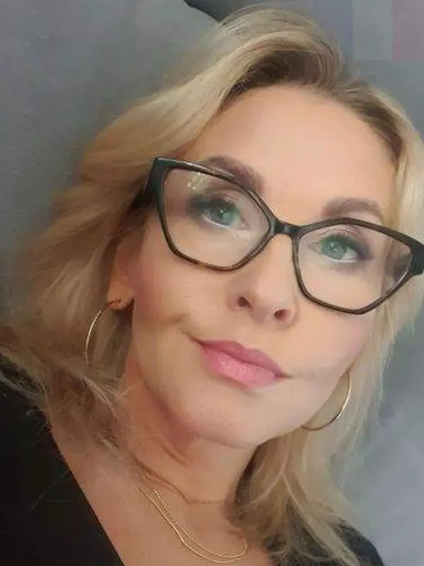 Angélique, 39 ans, rencontre sexy à Reims