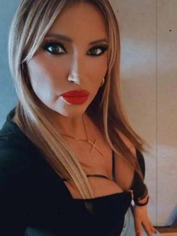 Dominique, 50 ans, rencontre sexy à Reims